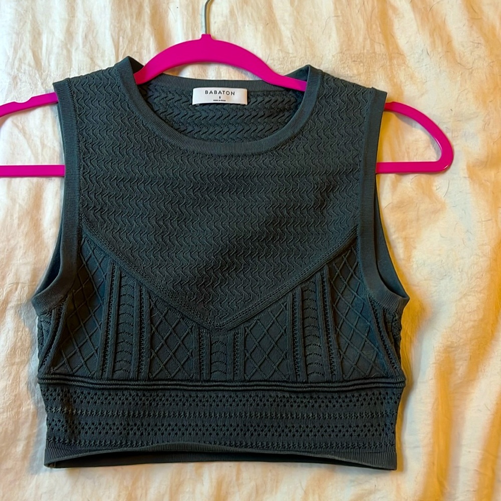 Charcoal artitzia crop